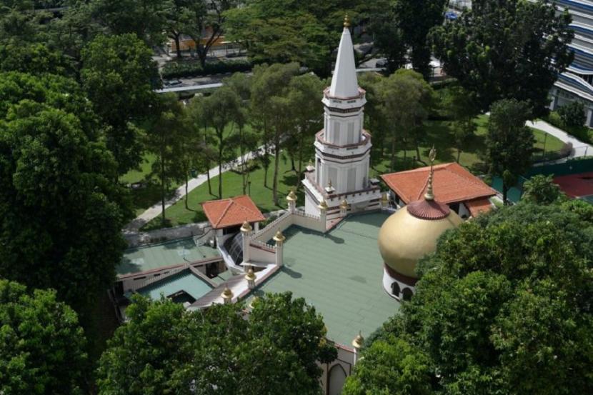 Sự mê hoặc bởi lối kiến trúc độc đáo của Đền thờ Hồi giáo Hajjah Fatimah ở Singapore