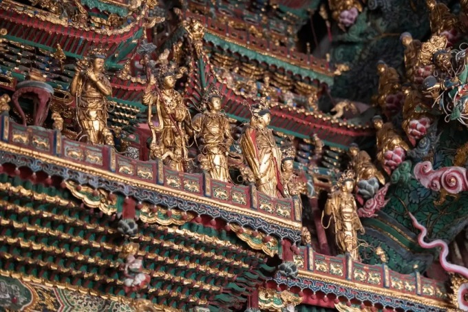 Bên trong chùa Tiểu Tây Thiên ở Sơn Tây.
