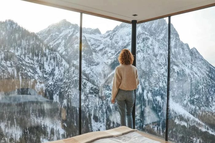 Khách du lịch muốn được trải nghiệm tại căn phòng Adlerhorst thuộc khách sạn Dolomitenhütte (Áo) phải đợi cả năm.