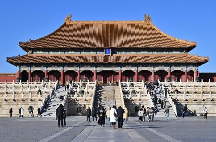 Du khách tham quan Bảo tànBảo tàng Cố Cung: Từ Tử Cấm Thành đến không gian xanh, tái chế sáng tạo gây sốtg Cố Cung, còn gọi là Tử Cấm Thành, ở Bắc Kinh, thủ đô của Trung Quốc