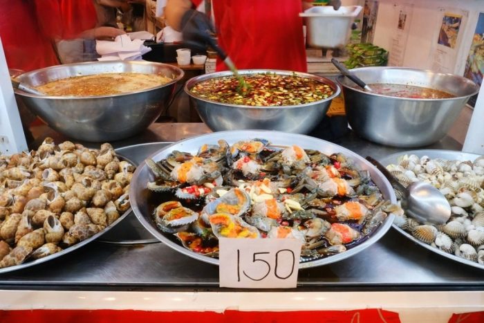 Hải sản tươi sống