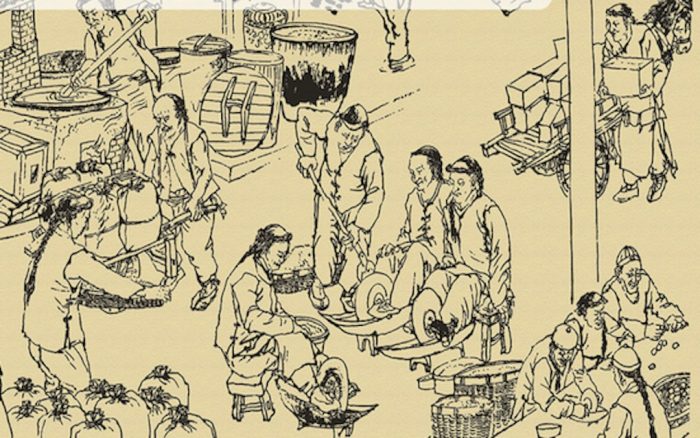 Nhà thuốc Đồng Nhân Đường được cho là sáng lập bởi một gia đình họ Lạc ở Bắc Kinh