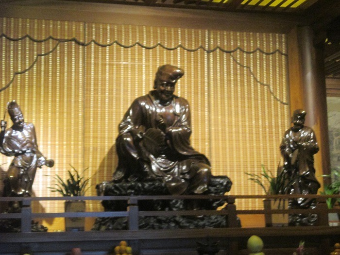 Điện Tế Công
