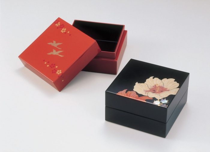 Đồ sơn mài Nhật Bản