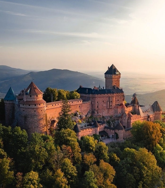lâu đài Haut-Koenigsbourg Pháp