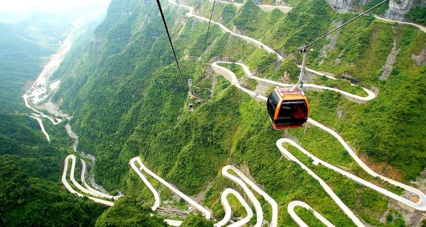 Hệ thống cáp treo dài nhất thế giới