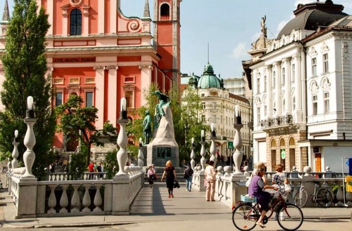 Slovenia: Khám phá "viên ngọc bích" châu Âu qua lăng kính "hiệu ứng Melania"